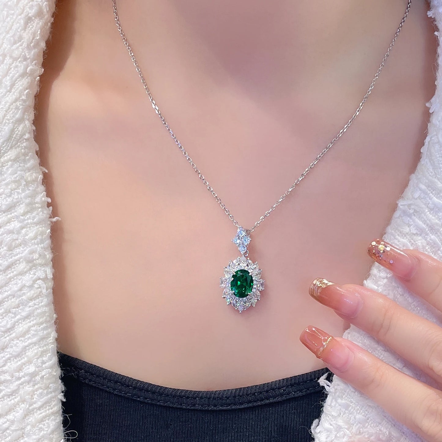 EMERALD BIRTHSTONE Necklace