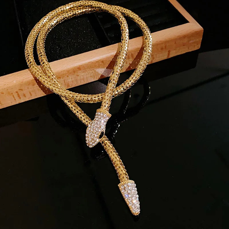 SNAKE CHAIN Necklace