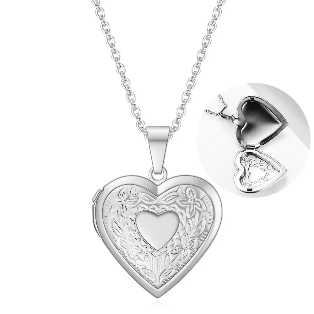 GOLD LOCKED Heart Necklace